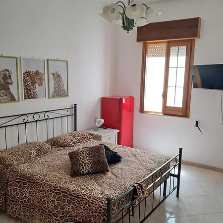 Holiday home Casa Vacanze Mythos Tuglie